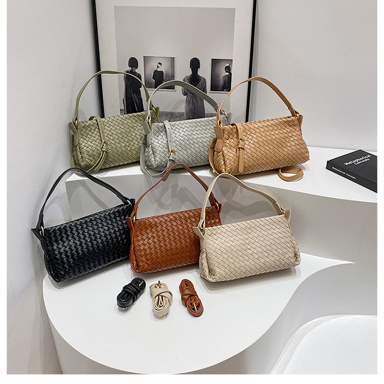 311g Weight Polyester Lining Material Weave Fashion Element Zipper Closure Type Single Shoulder Strap Strap Type Shoulder Bag Bags Type Casual, Daily, Shopping Occasion Pu Leather Material Solid Color Pattern All Seasons Season Women's Gender Basic Style Square Shape Women's Pu Leather Solid Color Basic Weave Square Zipper Shoulder Bag 18