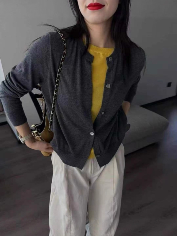 拼接假两件针织衫女2025早秋新款小众小个子设计感简约针织开衫女|undefined