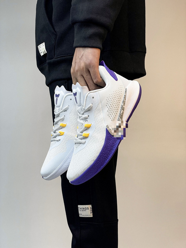 Kobe Bryant Basketball Shoes Pure Source Kobe2 Mamba Spirit High Quality Practical 5Th Generation Irving 7 James 18 Durant 4Th Generation