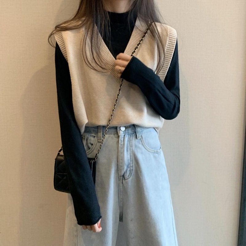 spring and autumn 2022 new pattern Korean Edition Loose Short Sleeveless waistcoat Vest vest Knit vest