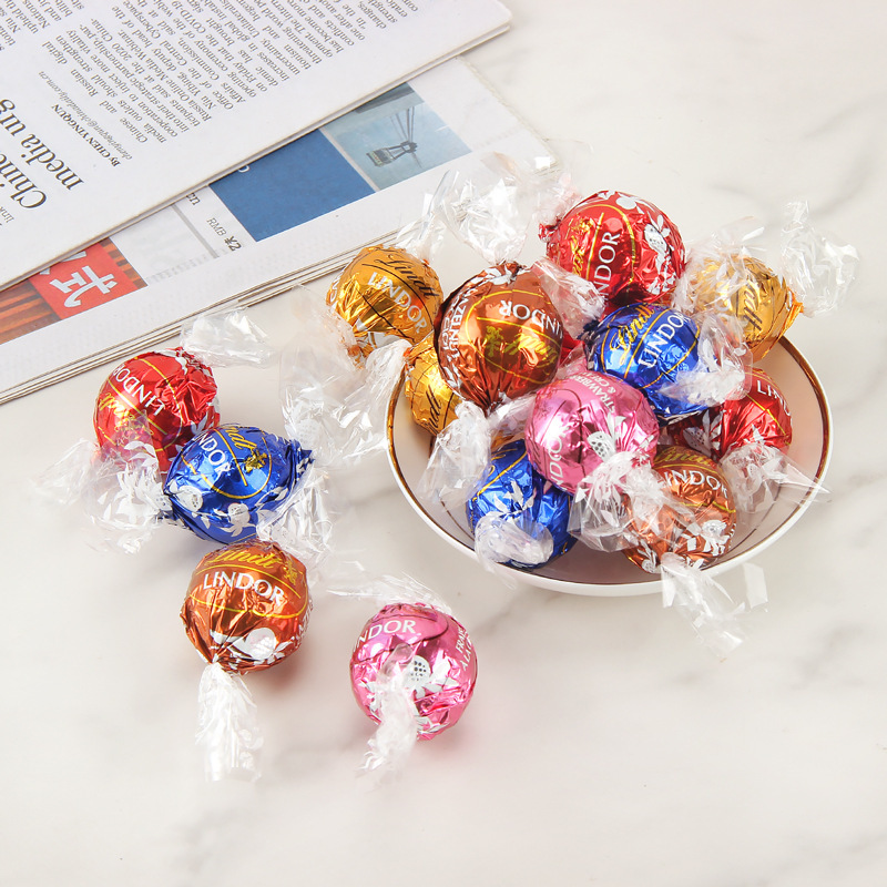 Lindt Soft Heart Ball Selected Chocolate 12.5g Single Piece Milk Dark Chocolate White Chocolate Strawberry Lindt Soft Heart Ball Selected Chocolate 12.5g Single Piece Milk Dark Chocolate White Chocolate Strawberry