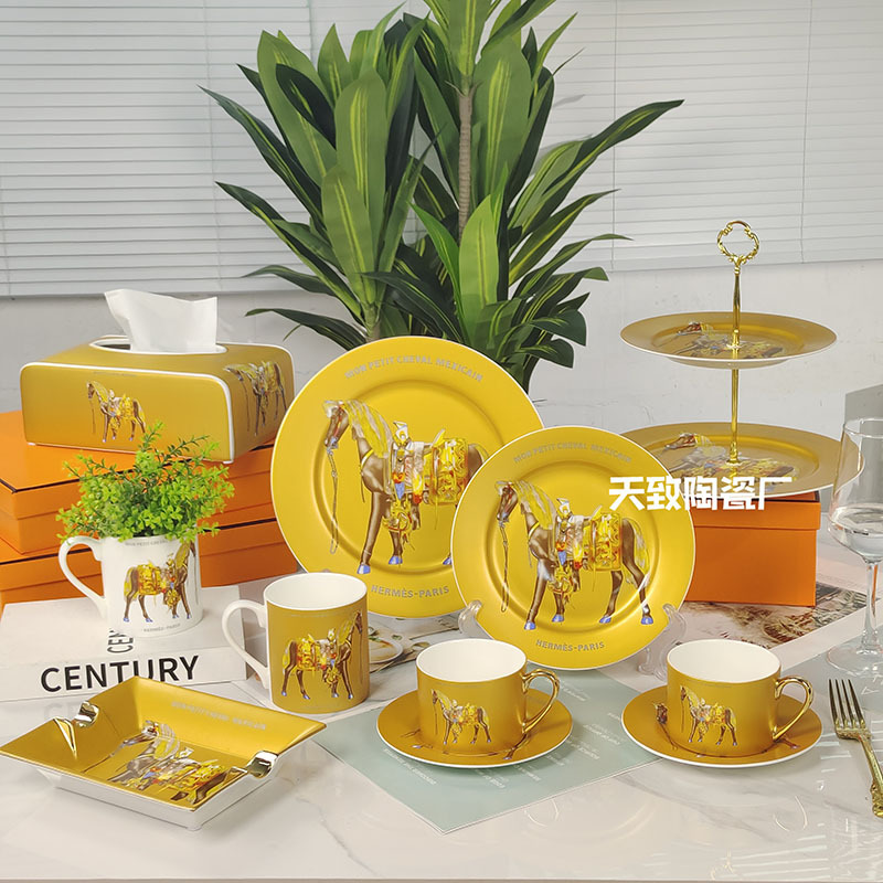 爱家轻奢土豪金系列马克杯精致骨瓷牛排盘家用宴会点心串盘咖啡杯