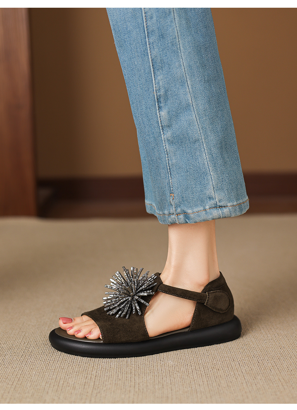 Sandal hở mũi nữ đế dày da cừu đính đá pháo hoa — màu xanh đậm chi tiết 8
