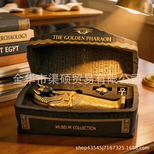 �羳The Golden Pharaoh Anubis Sarcophagus��Ŭ��˹ʯ�ה[��