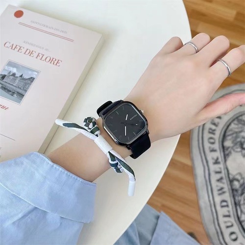 New Style Fashion Student Watch for Girls and Boys, Korean Version Square Ins Style Electronic Niche Luxury Quartz Watch