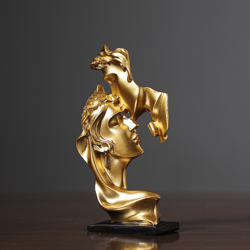 Creative Abstract Art Couple Ornaments Living Room Wine Cabinet Study Decorations Character Sculpture Crafts Wedding Gift