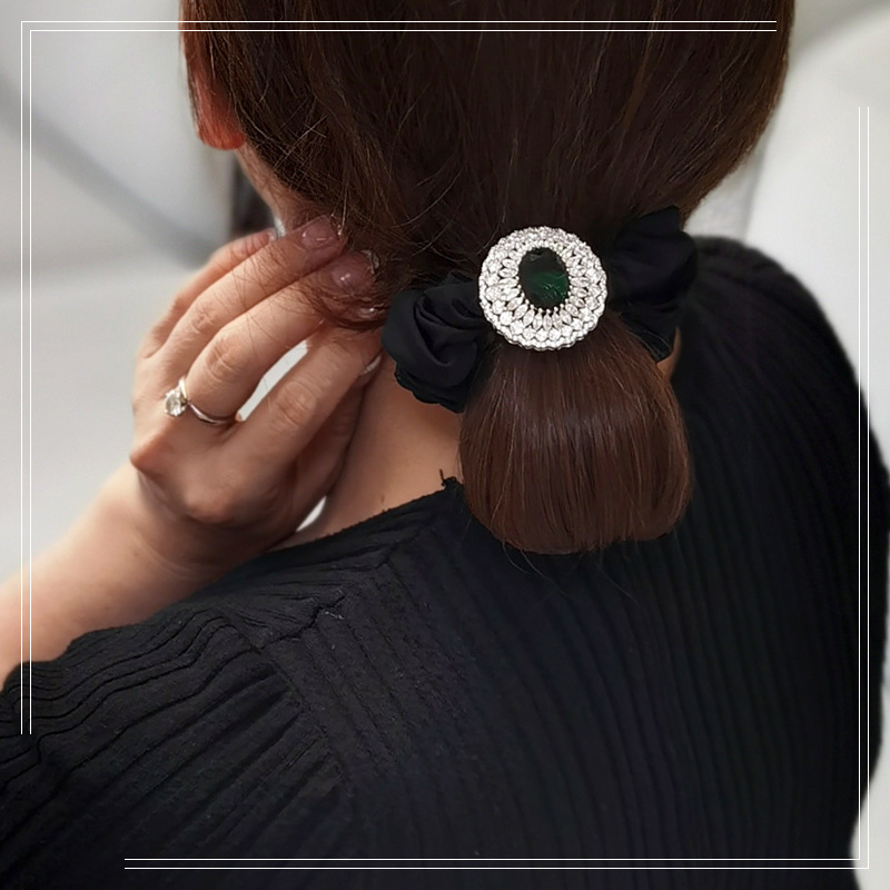 Elegante fermacoda vintage con strass accessorio capelli retrò_voghion.com