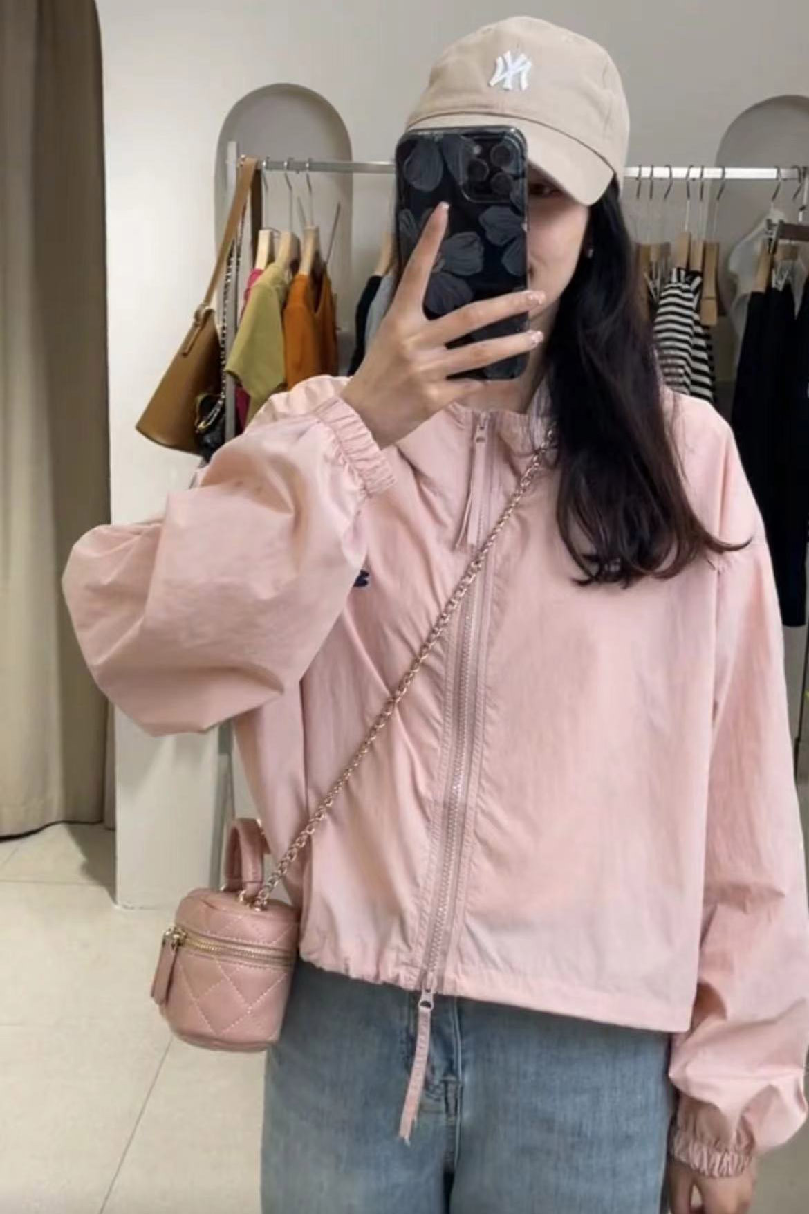 日焼け止め服の女性の夏の薄いコートは2025年に新型の短い子供がゆったりしています。