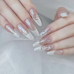 極光法式白月光穿戴甲溫柔清冷蘭花長杏仁美甲婚甲高級感