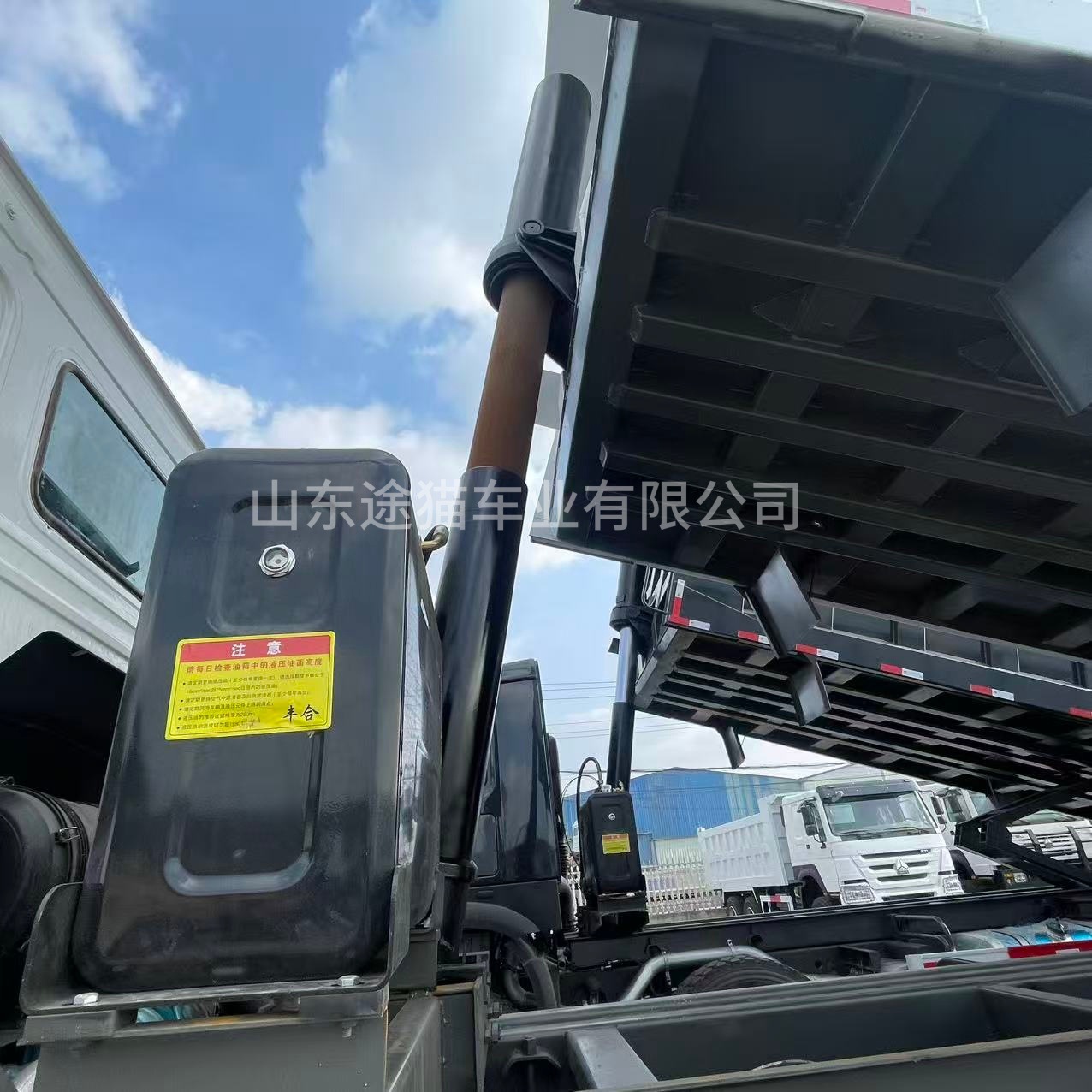 Howo Dump Truck Howo 8×4 Dump Truck Heavy-Duty Dump Truck 371 Horsepower Dumptruck