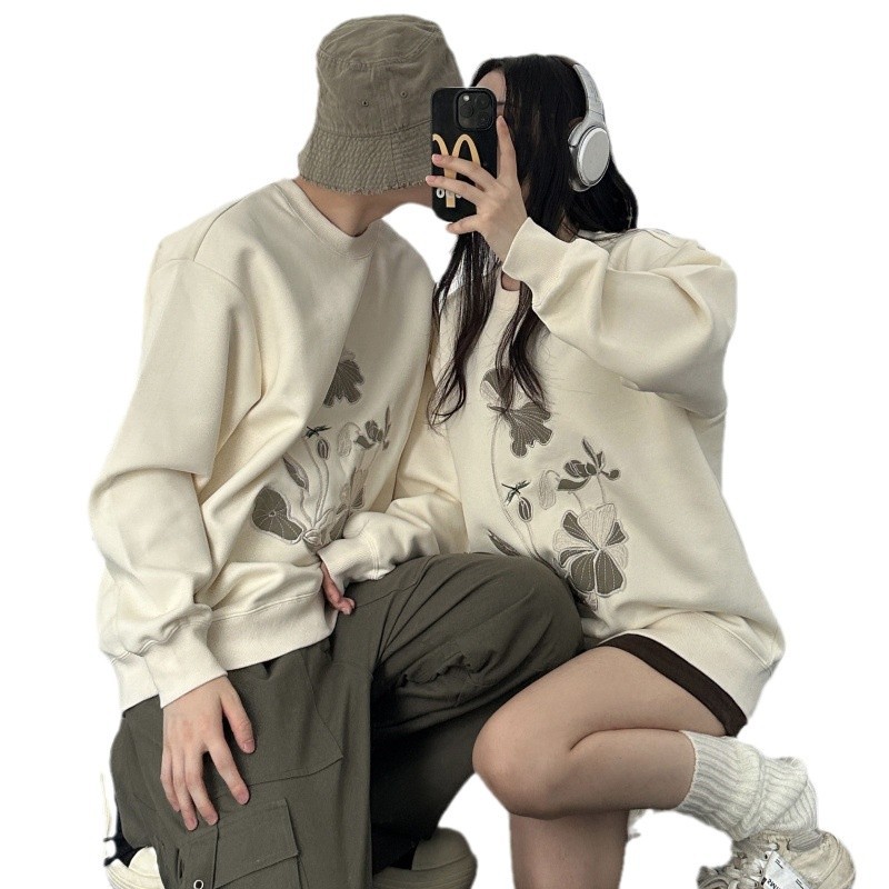 2024 가을 커플 원피스 자수 서류 남성과 여성의 긴 소매 남성과 여성의 같은 스타일 땀