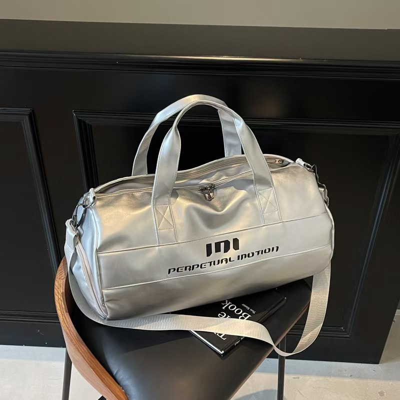 Wholesale Large Capacity Travel Bag, Gym Bag With Wet Dry Separation, Trendy Soft Leather Crossbody Carry-On Bag For Women - Thumbnail 2
