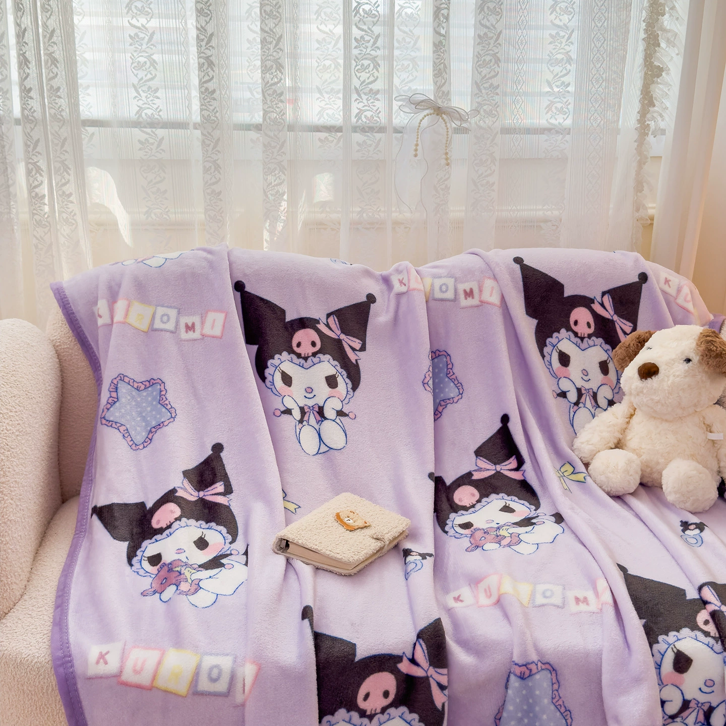 Плед (Sanrio) однослойный молочный велюр — гипоаллергенный с мультяшным принтом, на все сезоны, разные размеры