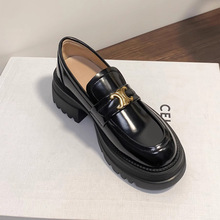 ��ט���ЬӢ���L�P���TСƤЬŮ�ָ�����Ь��ɫһ�_����Ƥ��Ь��