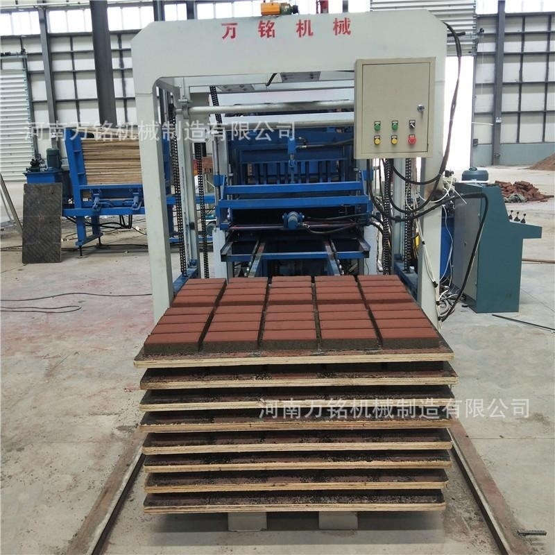 8-15多功能全自动水泥砖机设备液压路面透水砖机马路人行道彩砖机