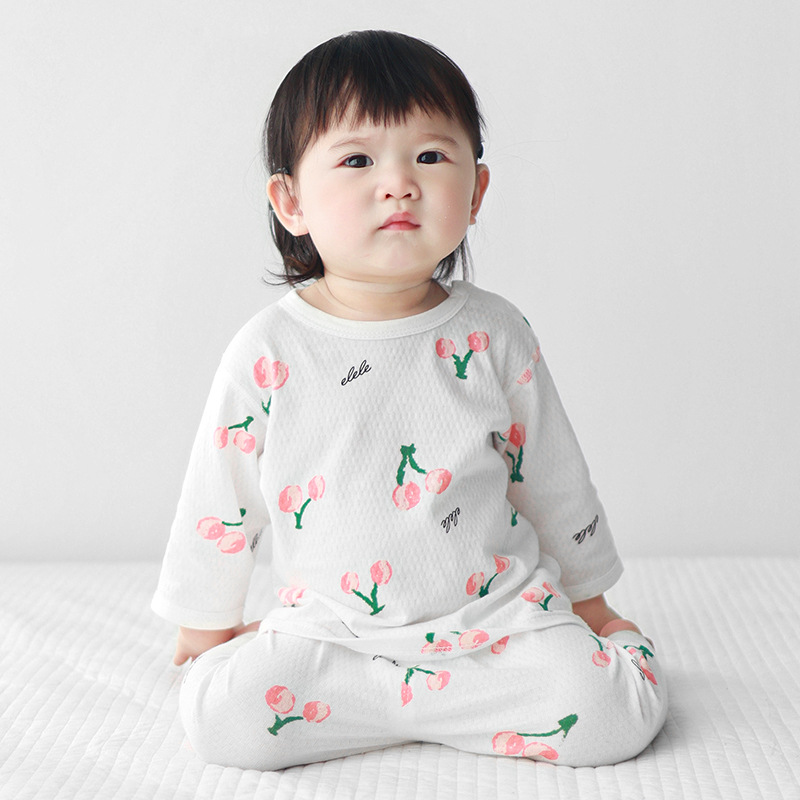 Baby summer set de aire acondicionado de algodón de manga media de dos piezas para niños y niñas, ropa de verano delgada para bebés divididos