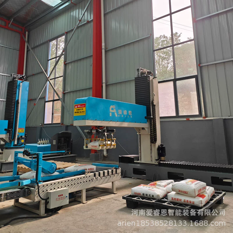 Механический захват для паллетирования с колонной и поворотным рычагом для высоконагруженных картонных бочек, механический робот для использования на производстве.