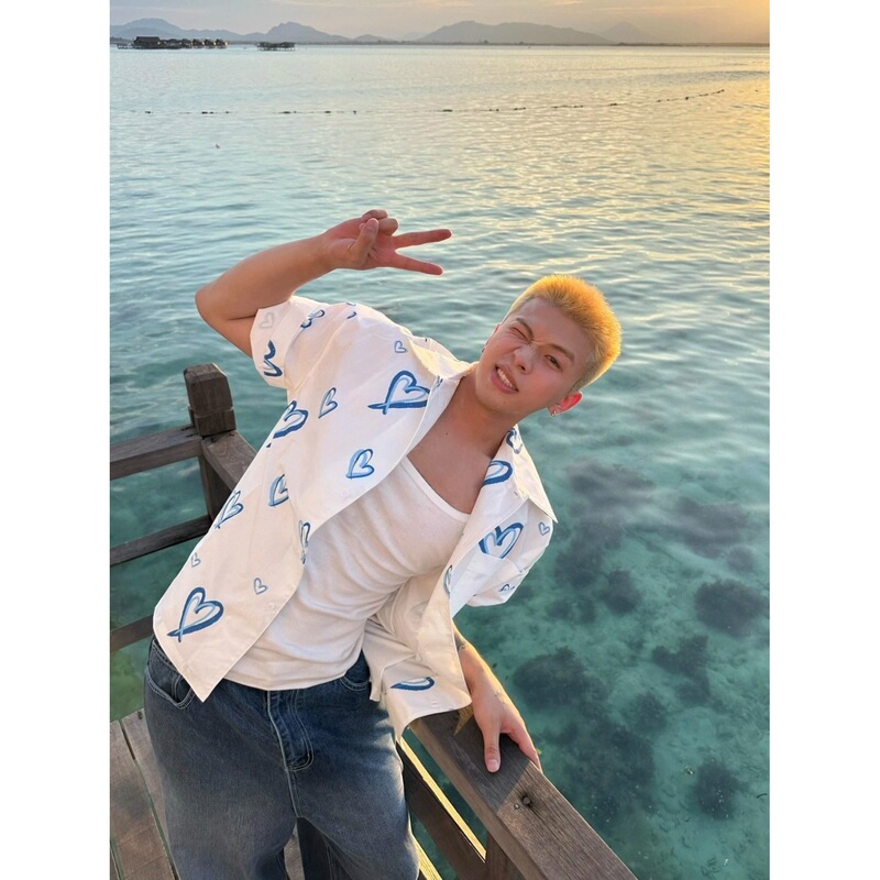 Summer Island Vacation Heart Graffiti Cuban Collar Short-Sleeved Floral Shirt Men's Thai Sanya Maldives Shirt Wear