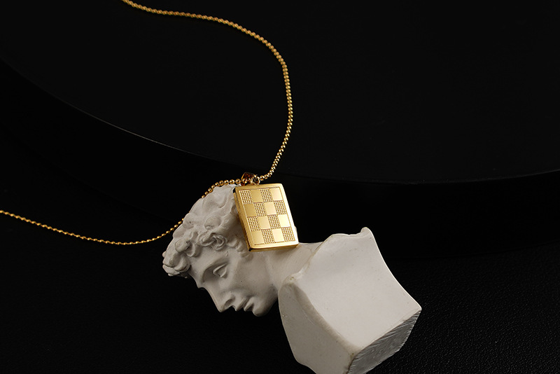 Checkerboard necklace womens simple fashion small square pendant titanium steel clavicle sweater chainpicture2