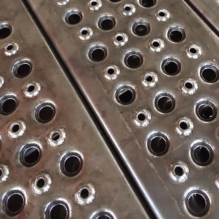 深圳地区冲孔网筛厂 不锈钢折弯厂 金属冲孔厂 冲孔折弯焊接一体