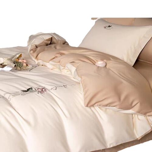 A Class 100 Long Staple Cotton Four-Piece Set Including Pure Cotton Damask Sheet, All-Cotton Comforter Cover, and High-End Bed Skirt Bedding Set