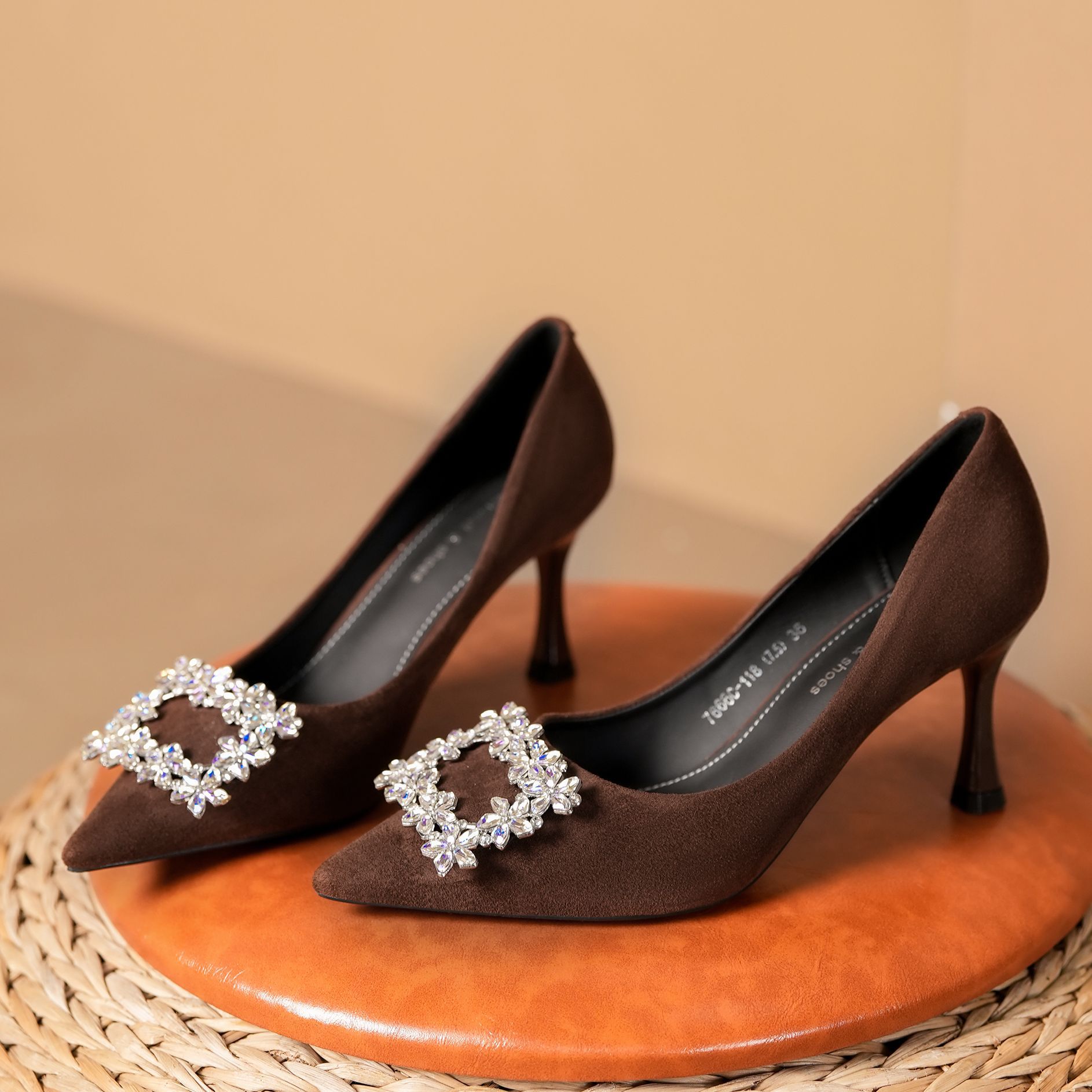 7666C-118 Scarpe con tacco a spillo in pelle scamosciata con strass, punta a punta, casual, versatili, professionali, nuove, con tacco alto_voghion.com