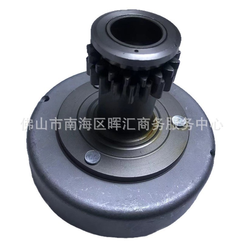 Fábrica de comercio exterior transfronterizo piezas de motor de motocicleta carro de viga curva ensamblaje de embrague primario TVS125 conjunto de chasis