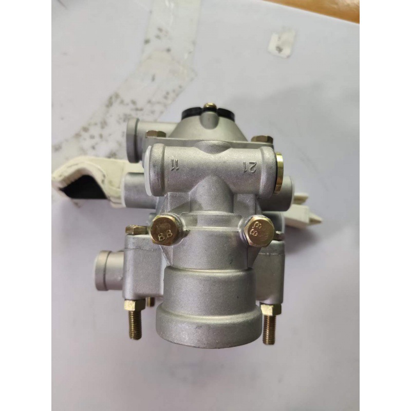 SMT camión pesado europeo camión pesado piezas de autobús con válvula de aceleración remolque 9730025210