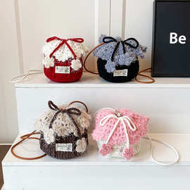 玫瑰花束手工编织包包织材料包自制毛线成品水桶斜挎包礼物