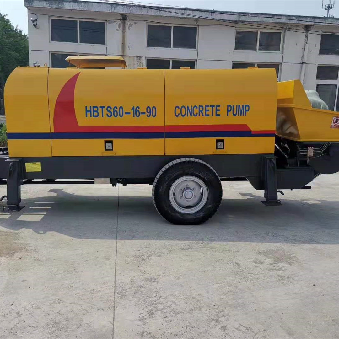 60拖泵 60地泵 输送水泥地泵 混凝土泵送设备 打底层混泥土地泵