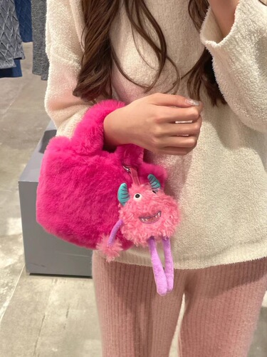 2024 New Furry Bag Trendy Doll Rose Red Cute Little Monster Pendant Plush Bucket Bag Shoulder Crossbody Bag