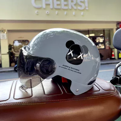 Safety Helmet – Universal Auto Parts and Accessories