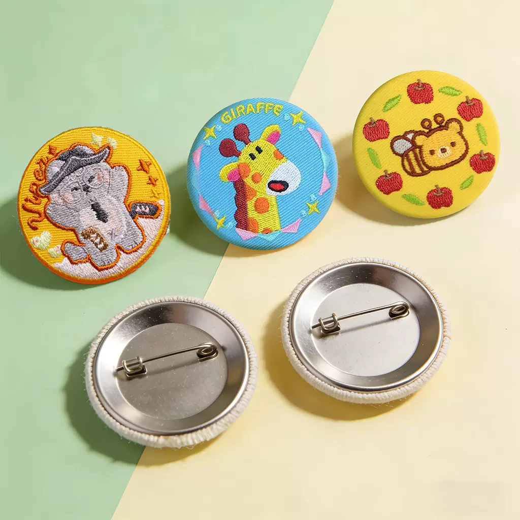 定制马口铁 刺绣布贴 纽扣别针徽章 装饰DIY辅料订制徽章定制