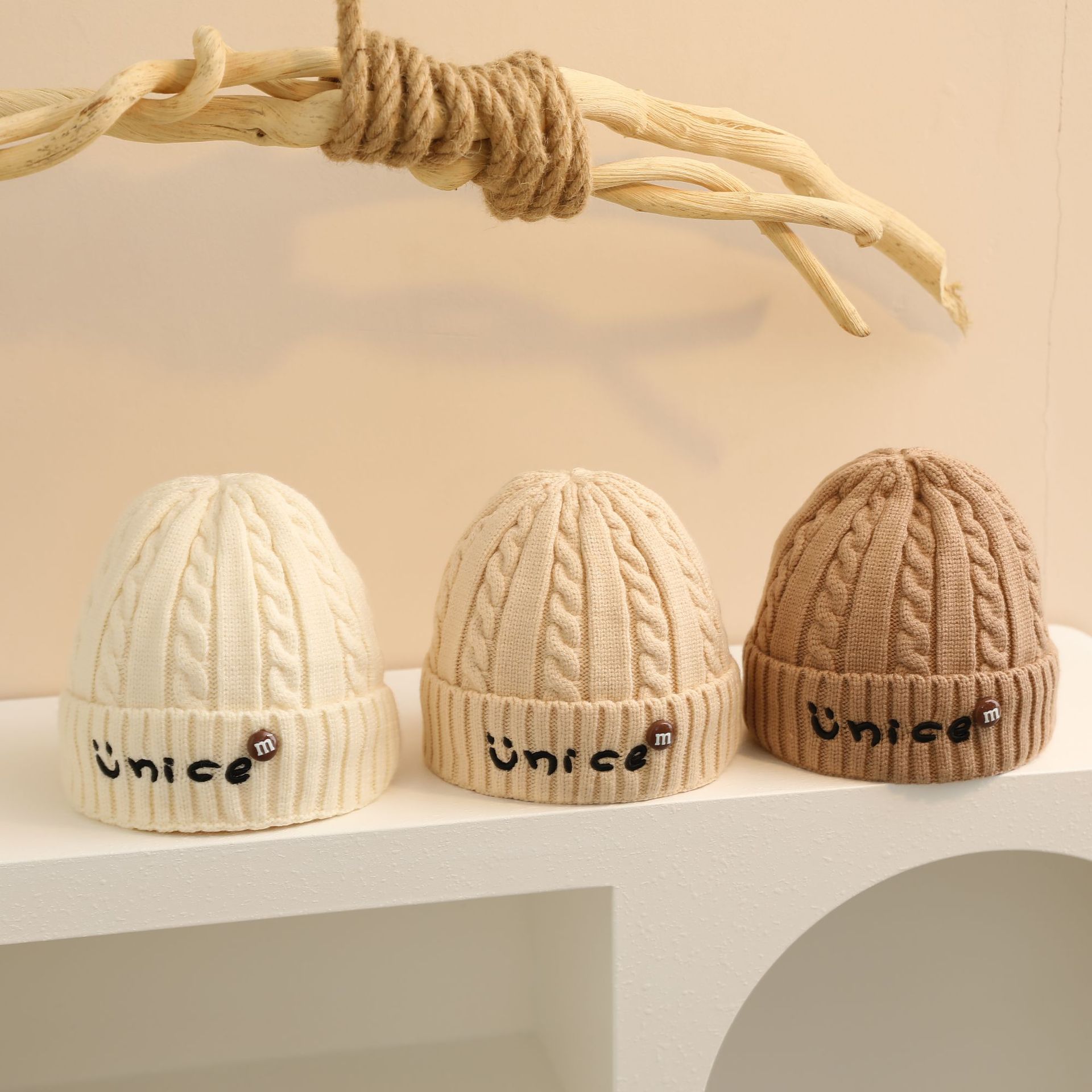 Sombreros para niños coreanos ins otoño invierno para niños letras sombreros de lana de punto para niñas oídos cálidos sombreros para bebés