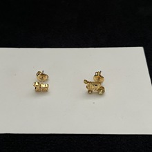 新款时尚轻奢气质小巧可爱水钻镶嵌马车  骏马不对称耳钉