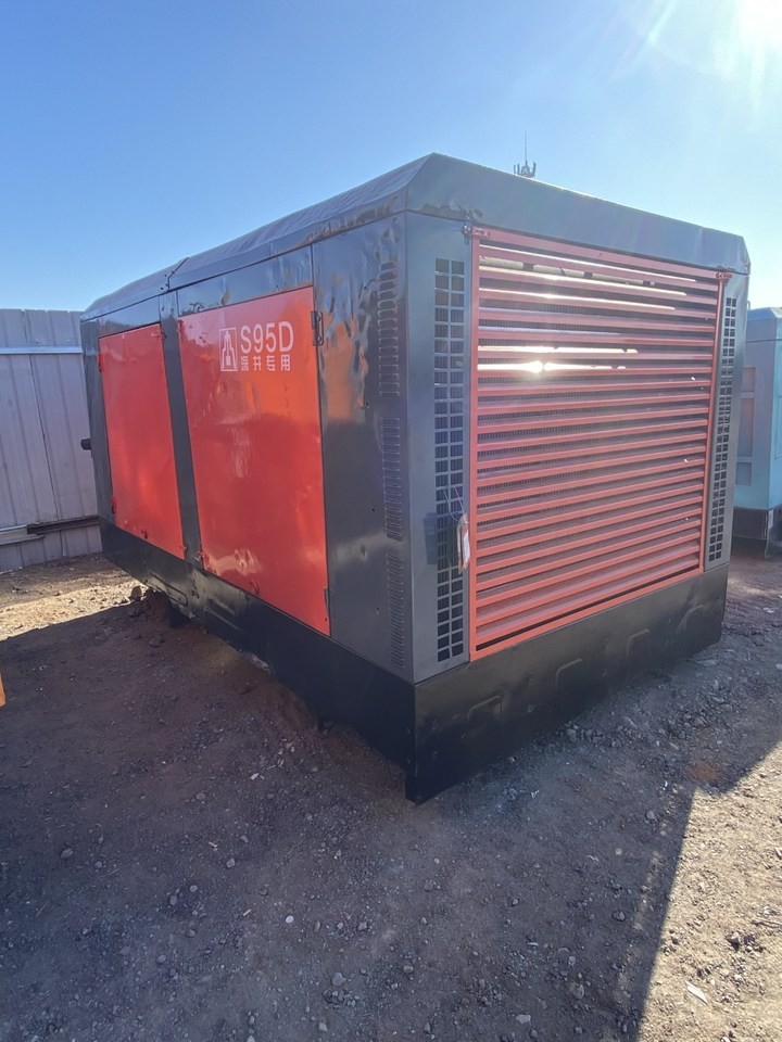 Zhigao S95D Air Compressor, Mobile Air Compressor, Diesel Screw Air Compressor, Air Pump, Screw Compressor, Second-Hand