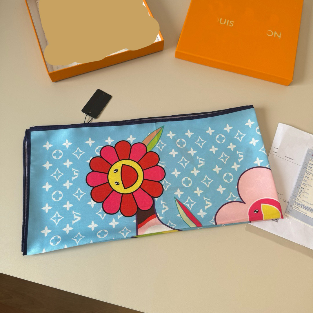 Bufandas de seda de moda europeas y americanas transfronterizas bufandas elegantes de alta calidad lujosas impresión de letras de seda impresión caliente en el extranjero