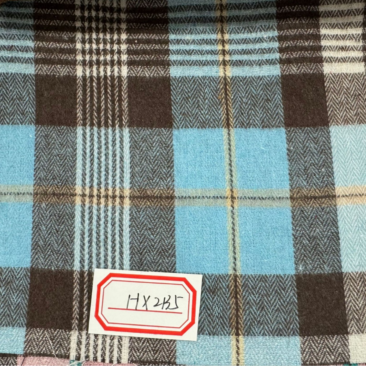 经典色织格子涤棉服装设计师女装童装衬衫裙子面料工厂直销现货