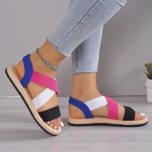 Lightweight Soft-Sole Summer Flat Women's Student Roman Sandals with Rounded Toe and Breathable Design