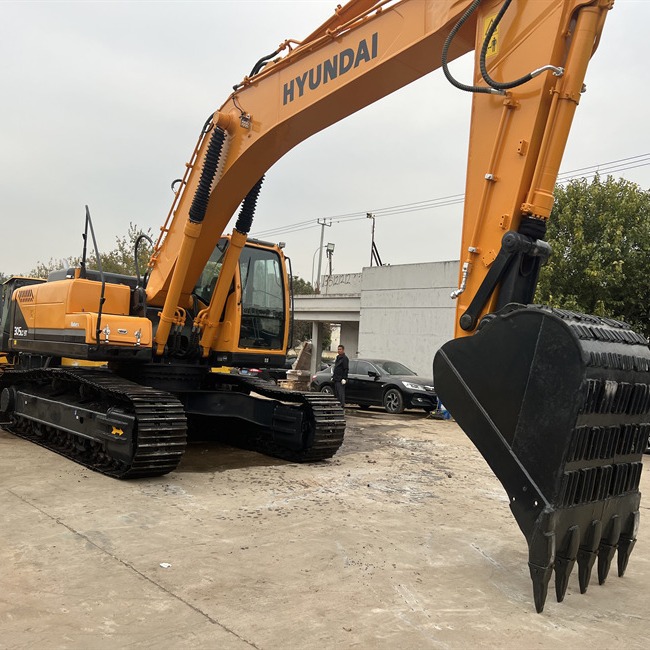 Ventas directas de comercio exterior perenne de alta calidad de segunda mano moderna 305 - 9 excavadora garantía de calidad y precio preferencial
