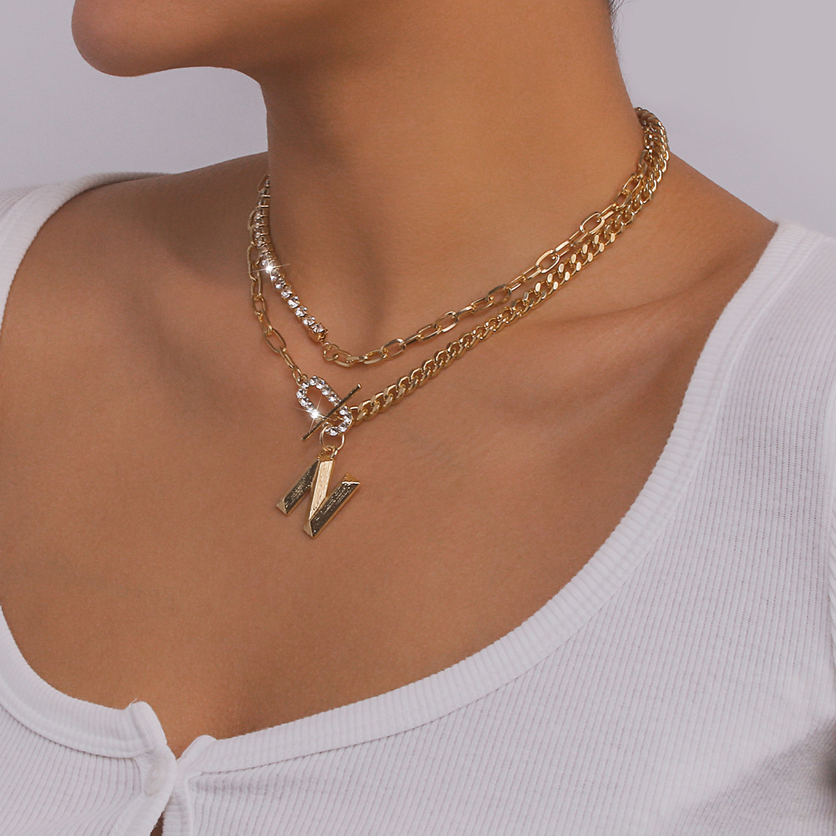 Fashion Elegant Gold Plated Rhinestone Inlaid Letter N Pendant Necklace Women