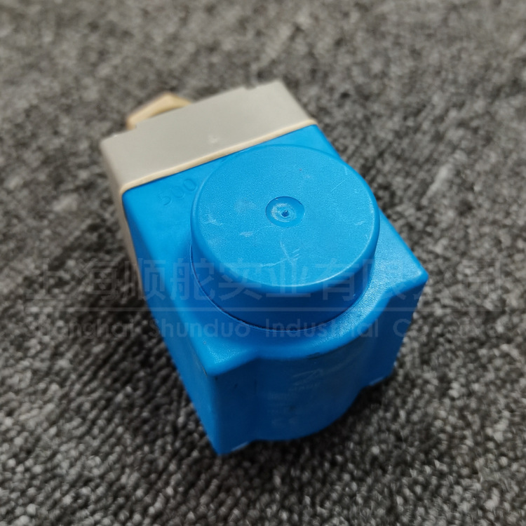 Danfoss丹佛斯电磁阀线圈 AC220V BE线圈 018F6701 018F6176+插头