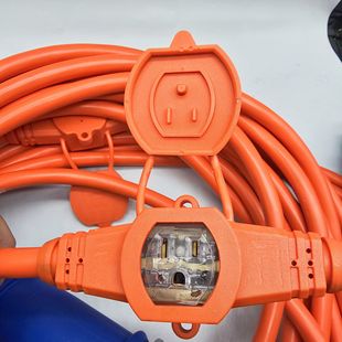 Amazon's Same Multi-Socket Outdoor Extension Cord Is Waterproof and Weatherproof, Suitable for Christmas Light String Courtyard Lighting