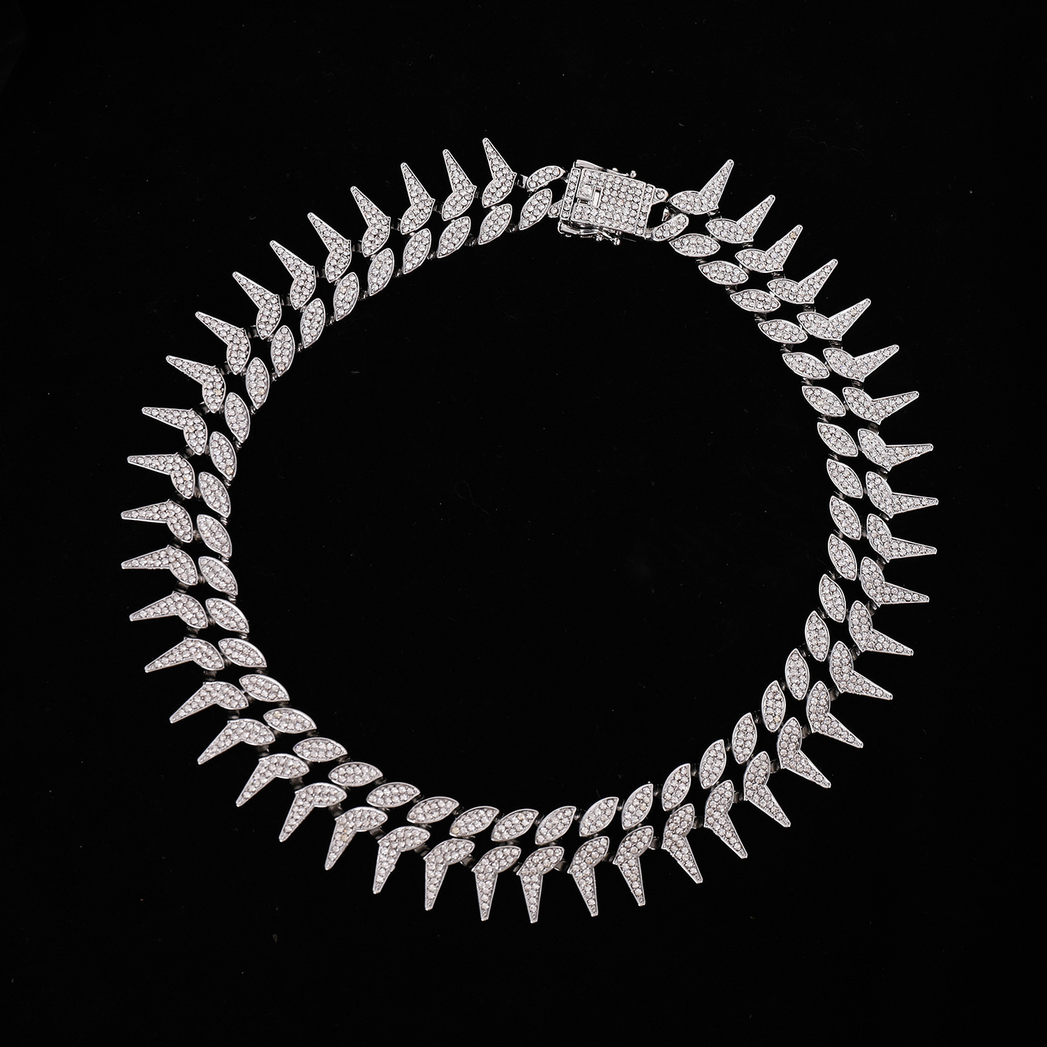 Thorn Alloy Necklace And Cuban Bracelet Set For Men And Women_voghion.com