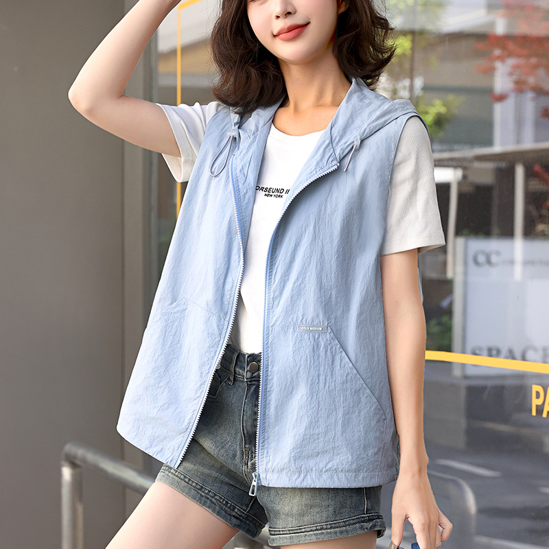 Summer New Thin Vest Women's Short Hooded Loose Casual Style Age-Reducing Belly-Covering Slimming Vest Vest
