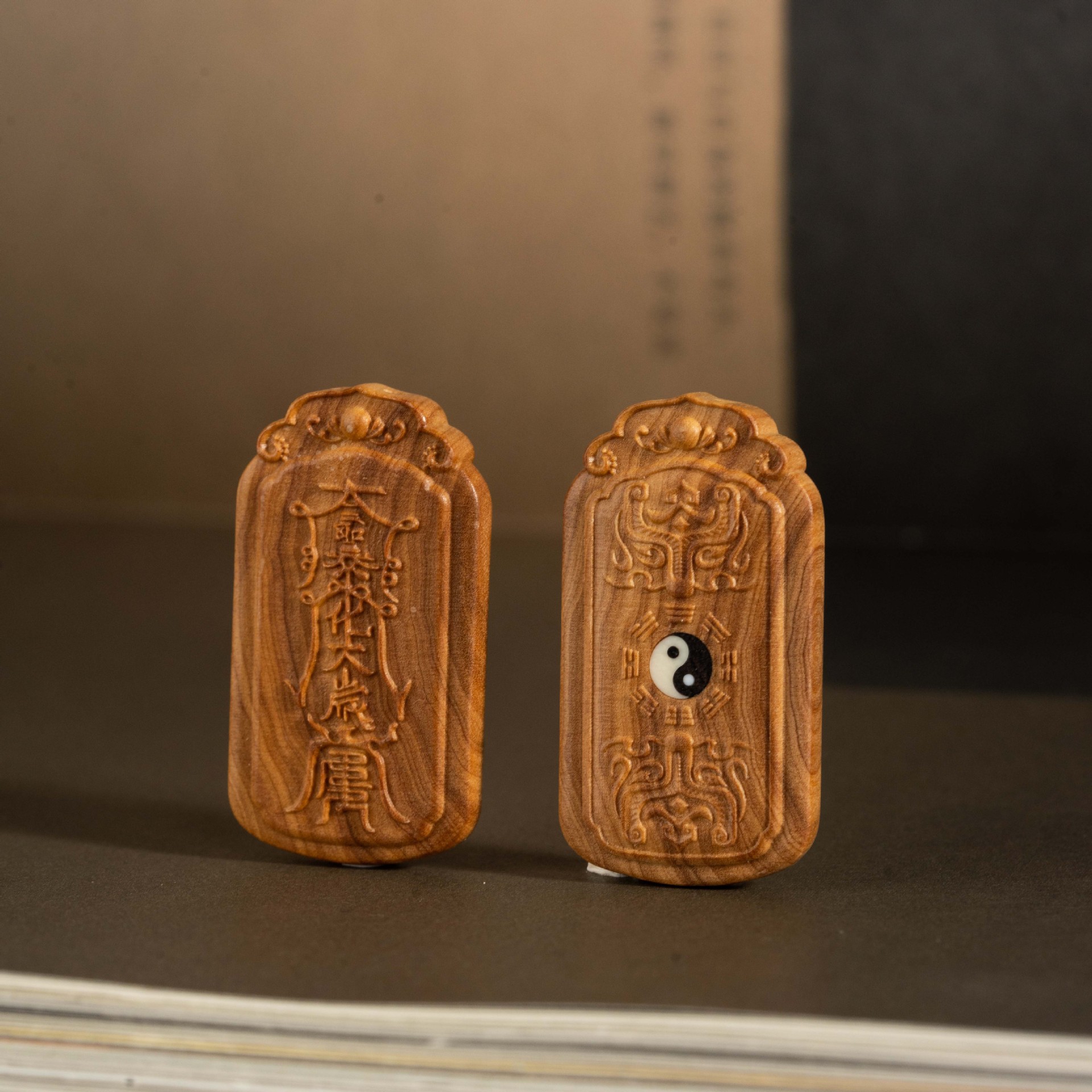 Natural Laoshan sandalwood carving inlaid with mammoth ivory, refrigerator magnets, decorative beads, accessories, Buddhist beads, decorative pendants