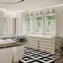 高端设计珠宝展架  轻奢珠宝展架 带 LED 灯 尺寸颜色 LOGO 设计