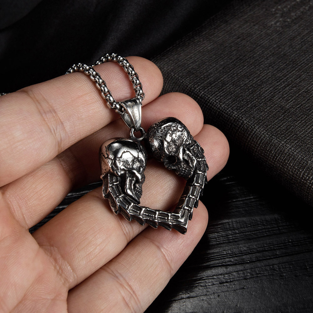Collana con teschio e cuore in acciaio inossidabile punk_voghion.com