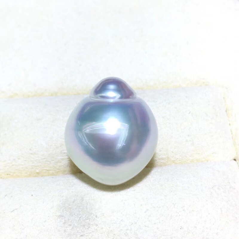 Natural Seawater Cold Light Venus Pearlescent Australian 13/14mm Leather Is Clean, Delicate, Smooth and Almost Flawless