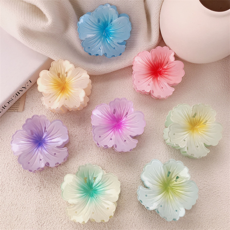 Haibin Holiday Flower Horquilla Island Holiday Estilo de vacaciones Color hibisco Pinza de agarre de flor de hibisco en la parte posterior de la cabeza Pinza de tiburón horquilla